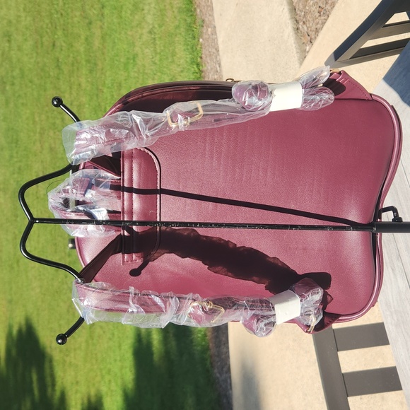 Badgley Mischka backpack NWT - Picture 4 of 8